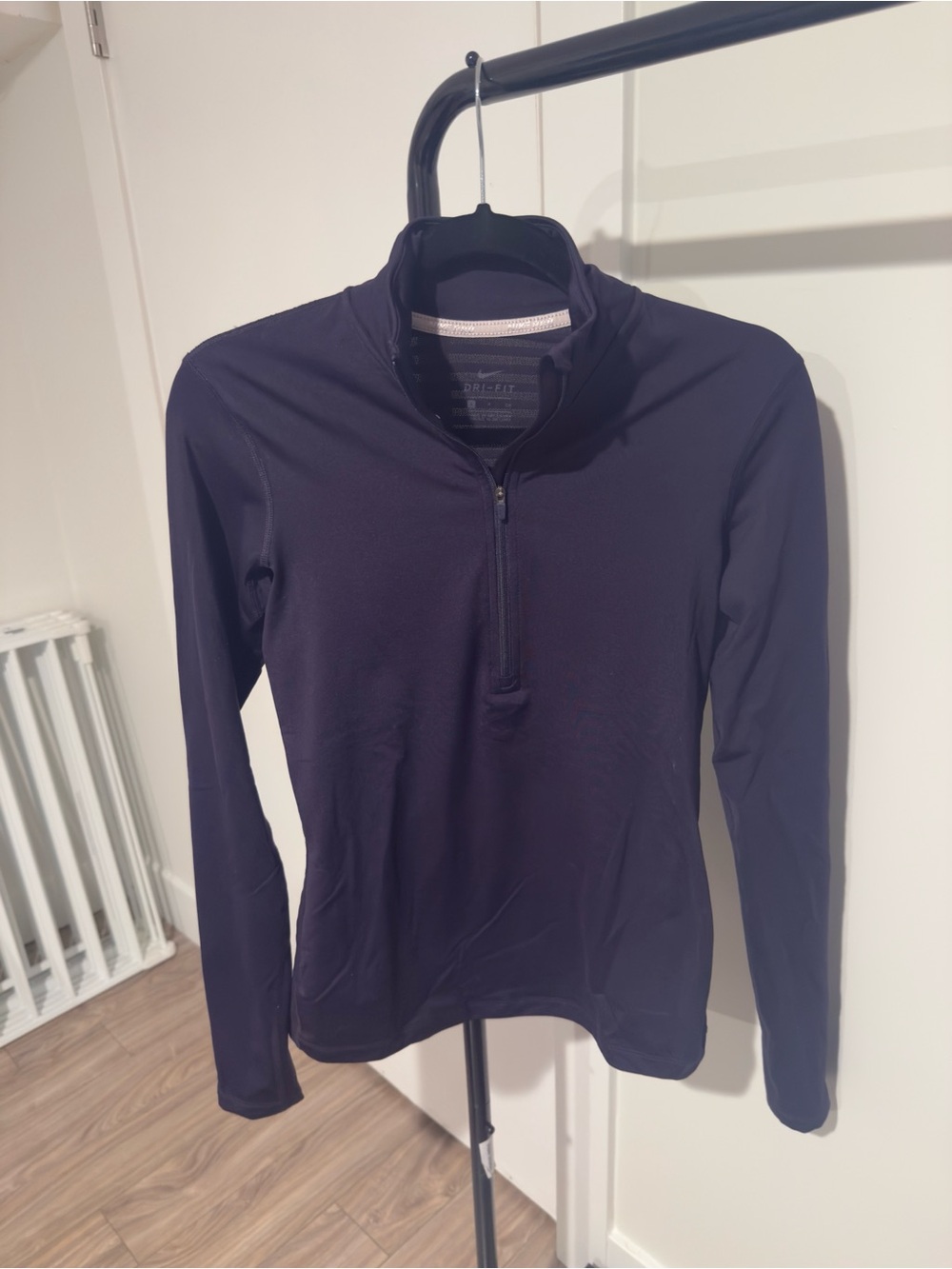 Nike Women's Black Long-Sleeve Quarter-Zip Turtleneck Sweater